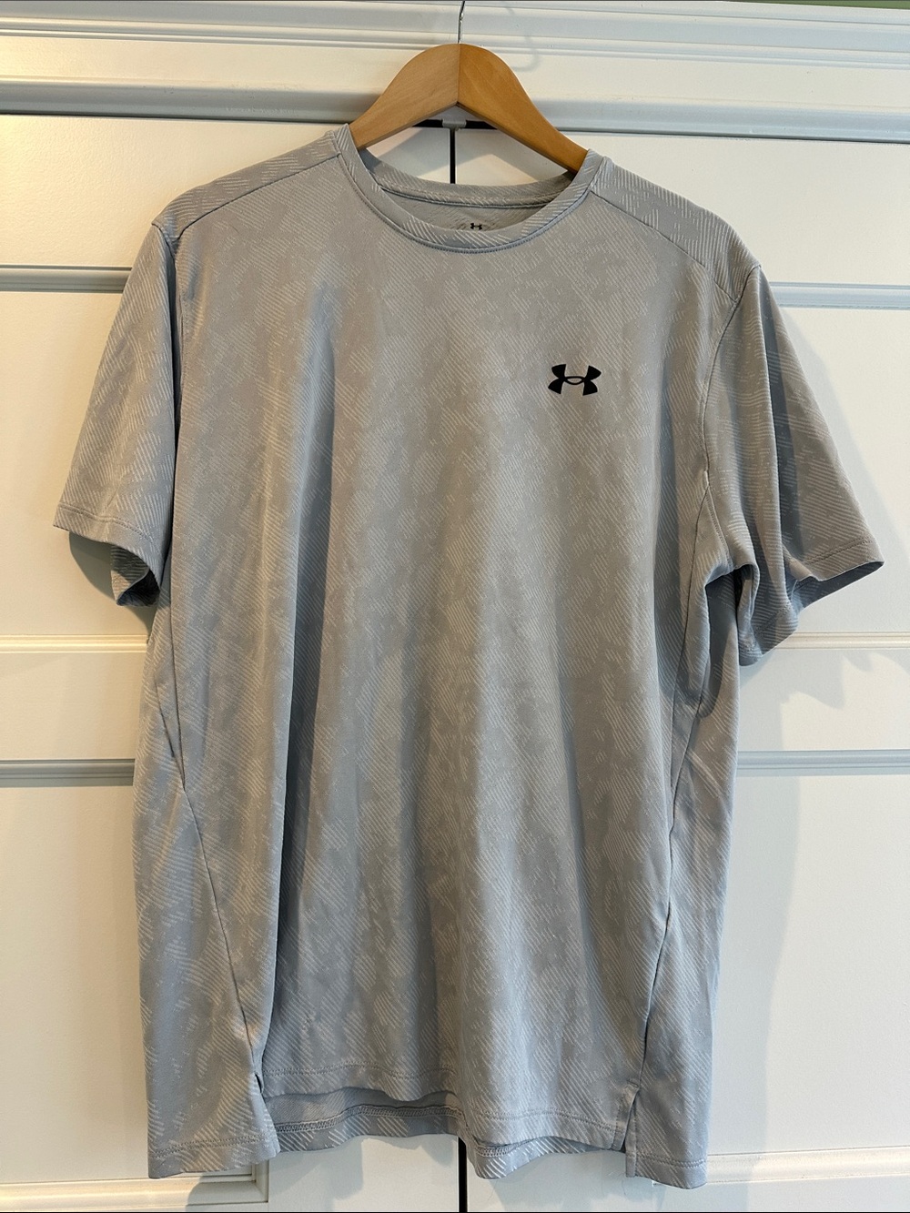 Under Armour Men’s Light Gray Short-Sleeve Performance Tee